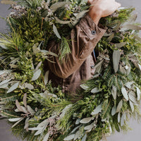 California Christmas Wreath & Garland Combo Box