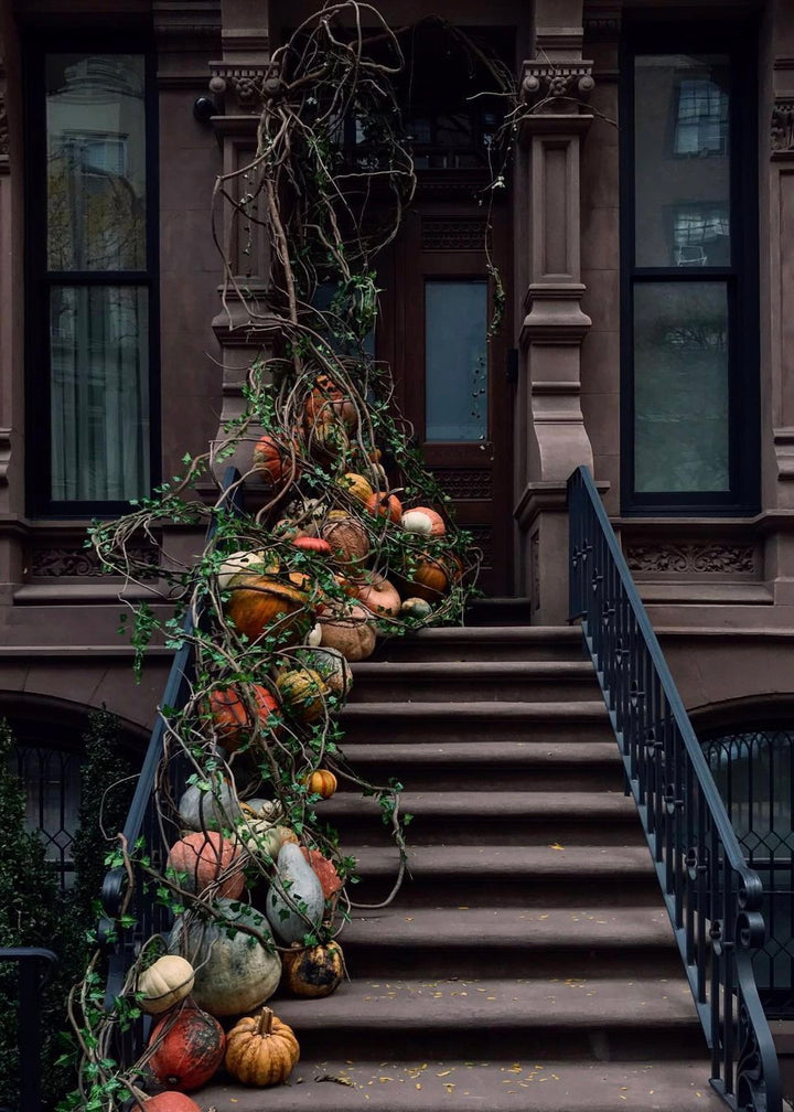 6 Wildly Inspired Fall Porch Designs