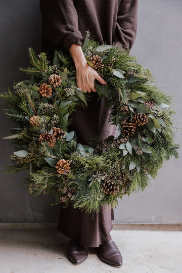 Blue Christmas Wreath & Garland Combo Box