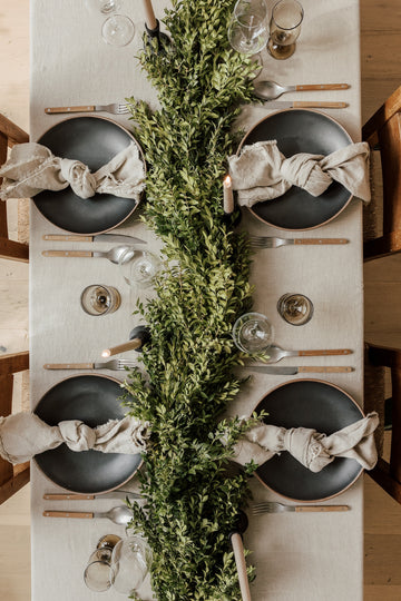 Boxwood Garland