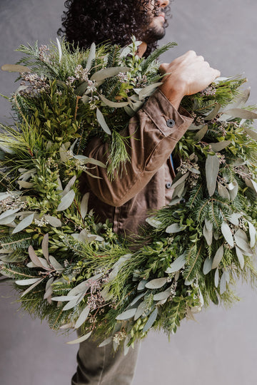 California Christmas Wreath & Garland Combo Box