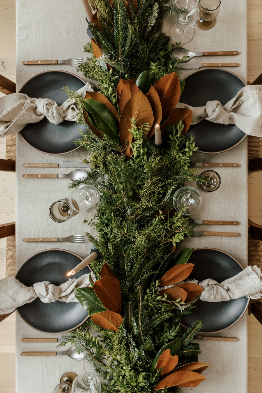 Cottage Christmas Wreath & Garland Combo Box