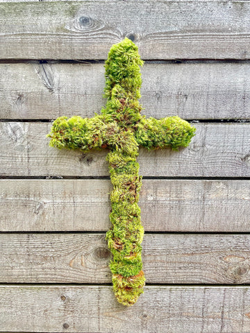 Fresh Moss Cross Wreath